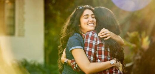 7 Ways to Compassionately Approach a Relative or Friend