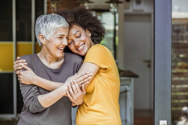 7 Ways to Support & Encourage Your Loved Ones When They’re Struggling
